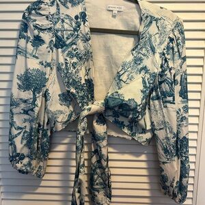 Gianni Bini Toile Wrap Top